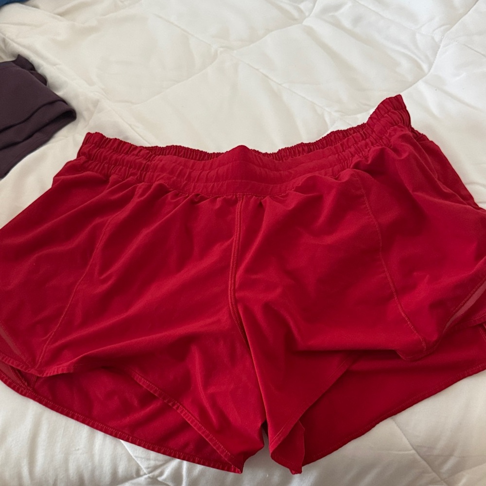 Red 2.5in Lululemon Hotty Hot shorts